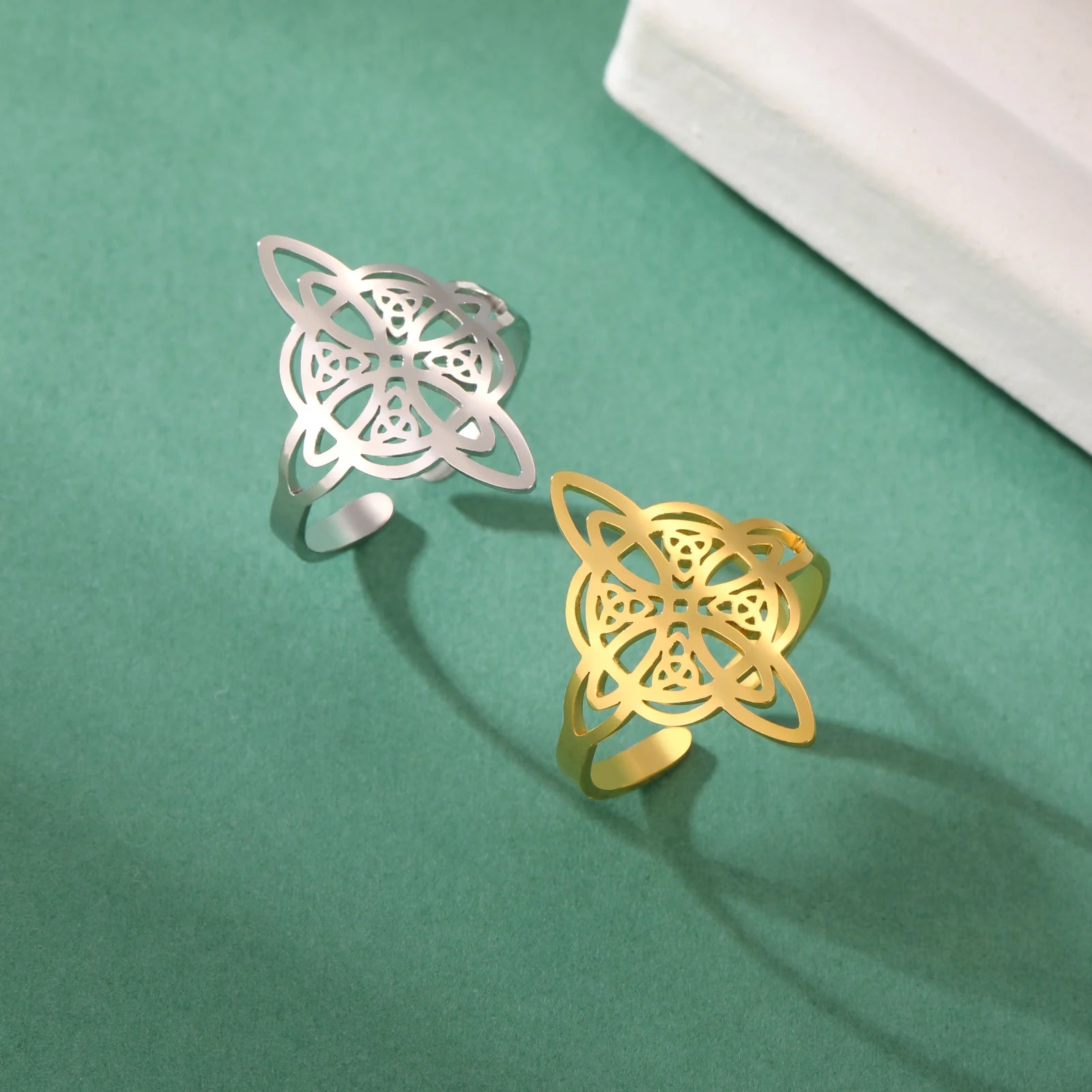 Hexenknotenschutzring Damen Wicca Gold