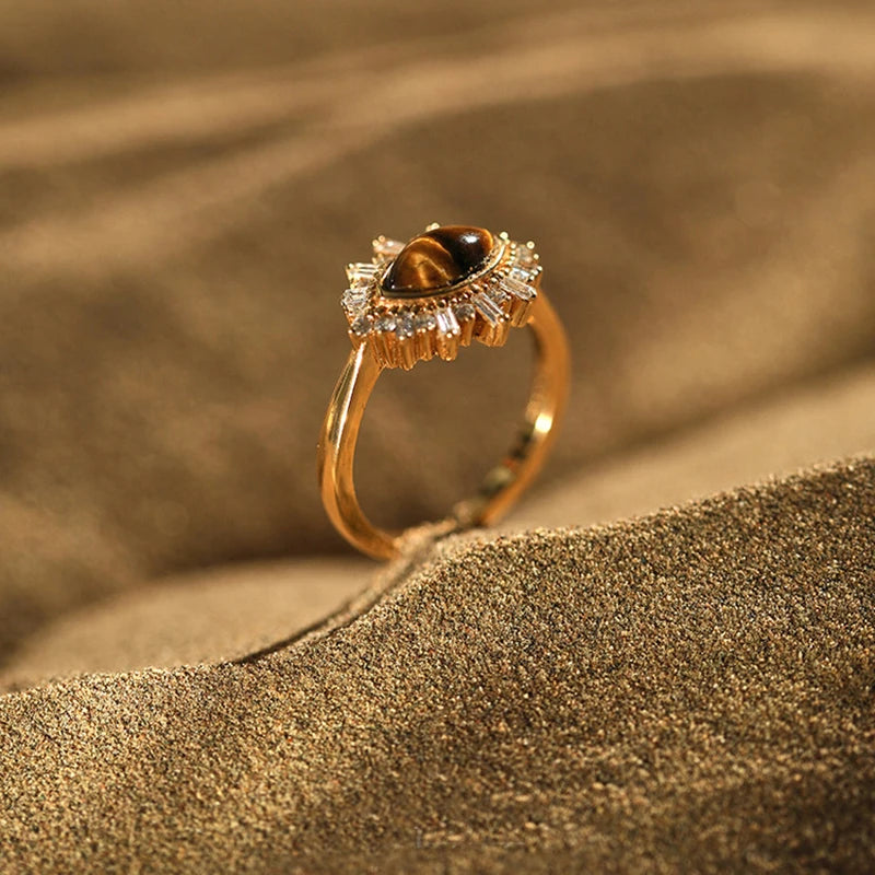 Ring aus Gold mit Tigerauge für Damen