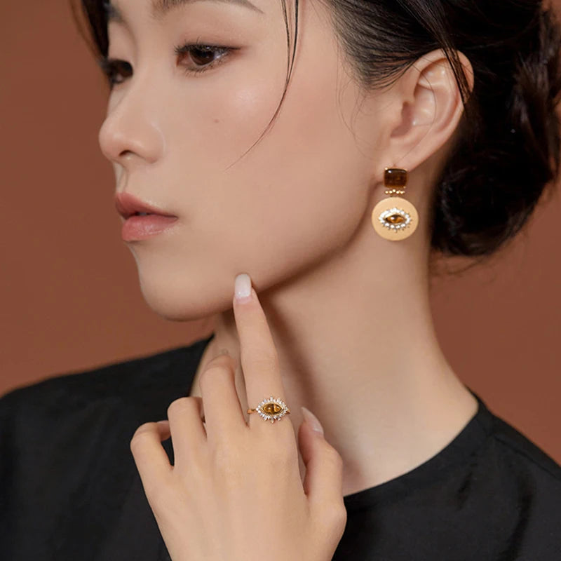 Ring aus Gold mit Tigerauge für Damen