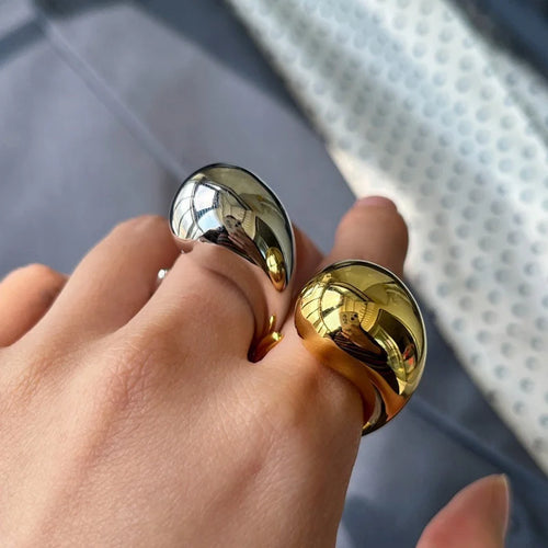 Origineller Ring großer Wassertropfen gold