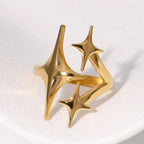 Offener Ring mit doppelten Sternen aus Gold
