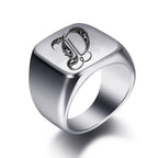 Breiter Herrenring mit Initiale d