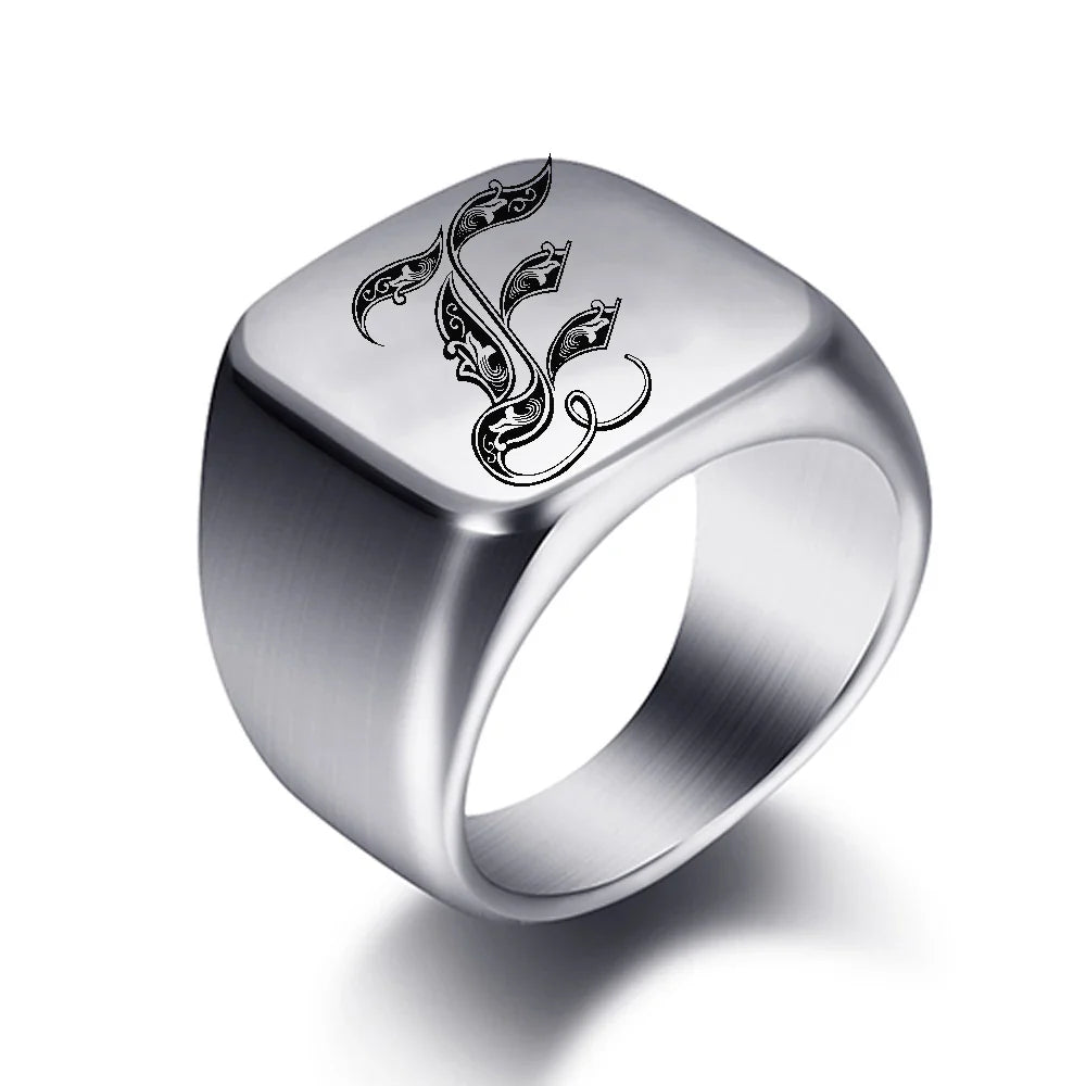 Breiter Herrenring mit Initiale e