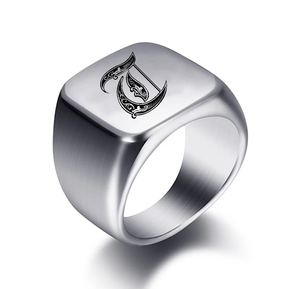 Breiter Herrenring mit Initiale t