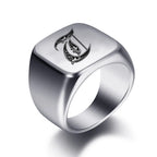 Breiter Herrenring mit Initiale t