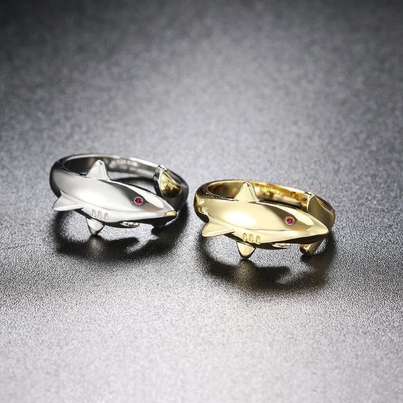 Hai-Ring mit Zirkon Silber