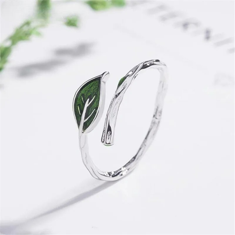 Retro-Ring mit Herbstblatt