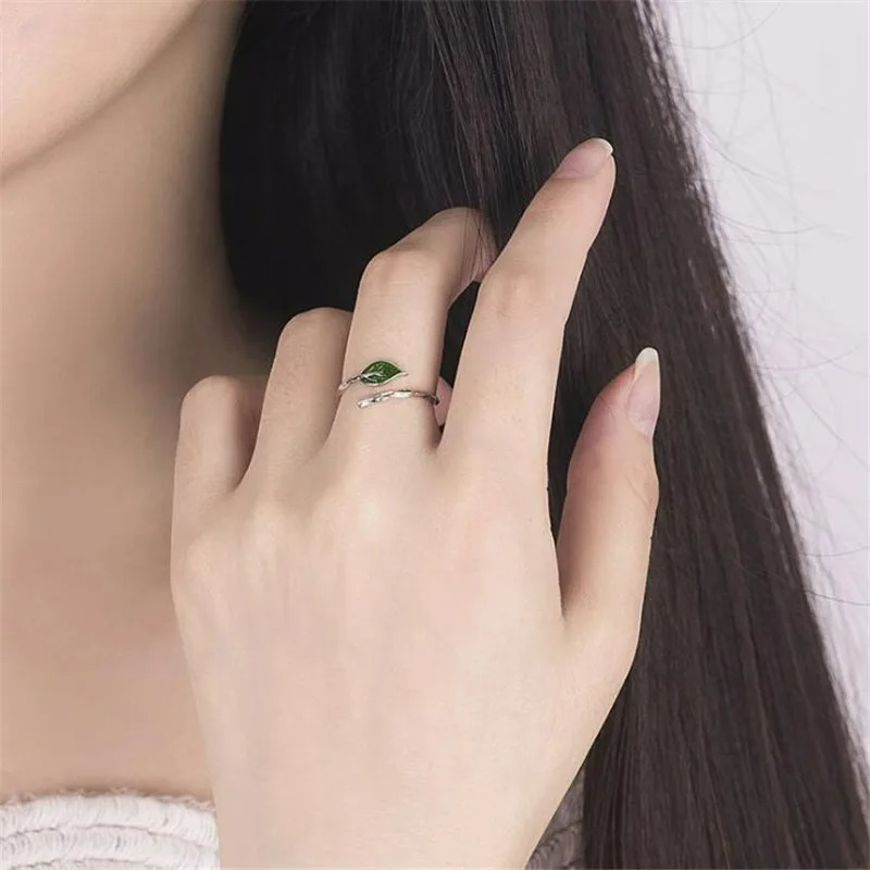 Retro-Ring mit Herbstblatt