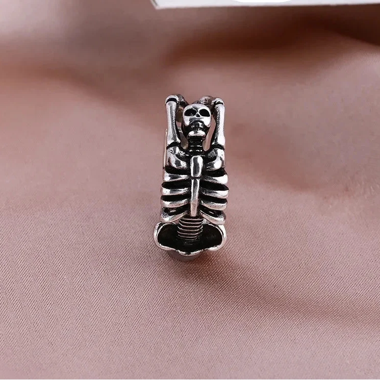 Totenkopf Skelettring