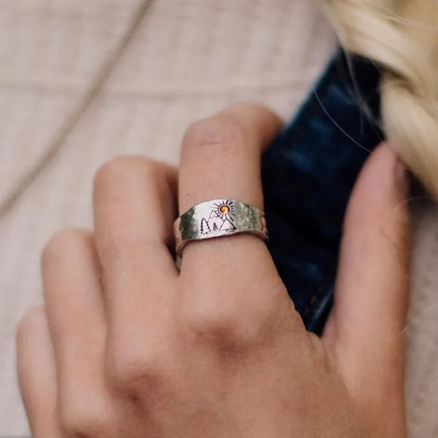 Vintage Ring Berge und Sonne
