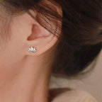 Lotusblumen-Ohrstecker für Damen aus Silber