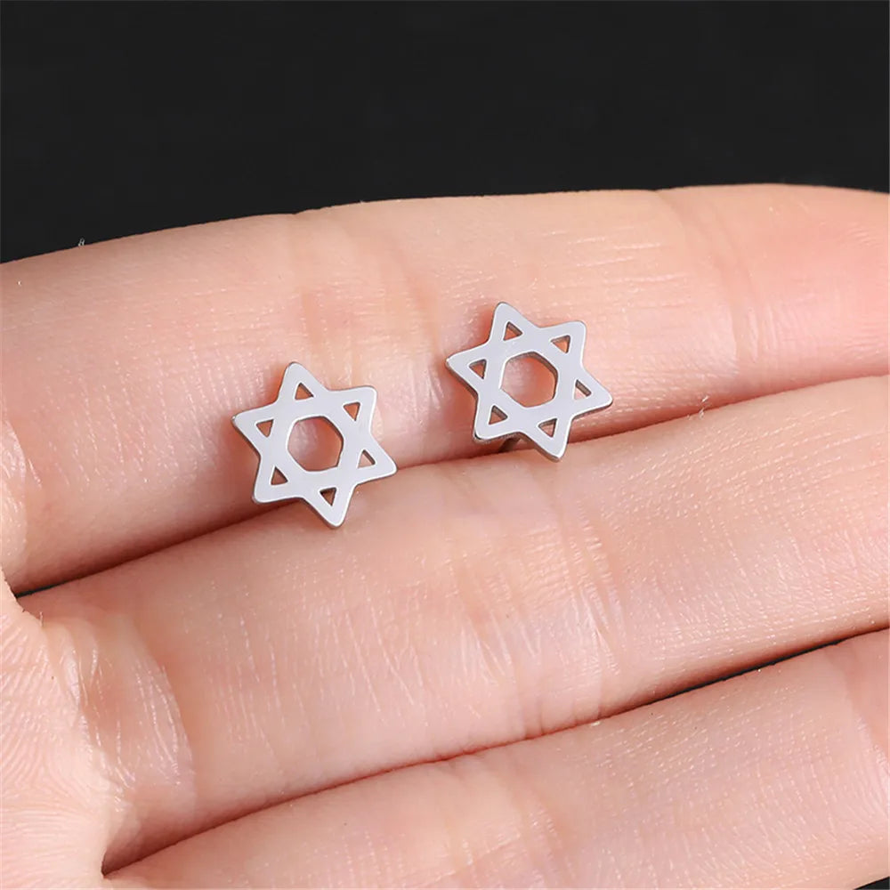 Ohrringe mit dem symbolischen jüdischen Davidstern in Silber