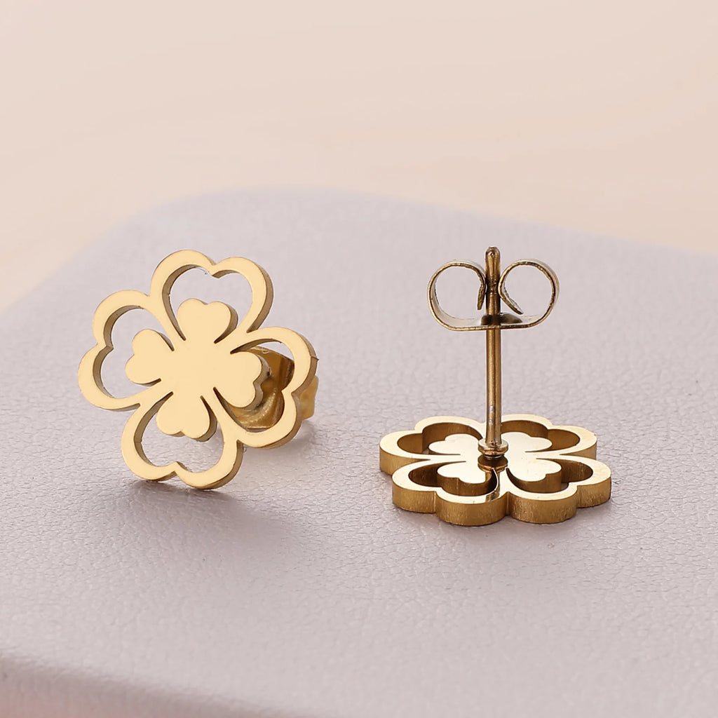 Ohrstecker mit vierblättrigem Kleeblatt in Gold