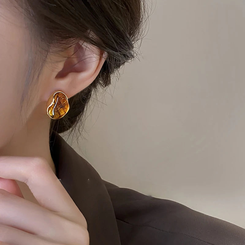 Ohrstecker mit Tigerauge zum Schutz für Damen