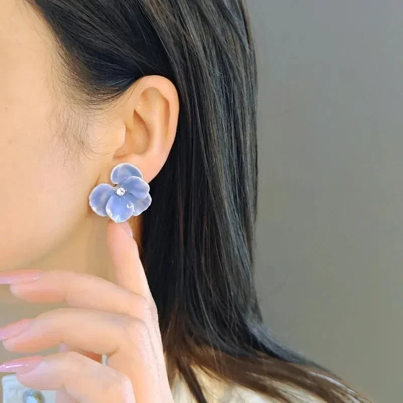 Ohrstecker Blume Vier Blütenblätter blau