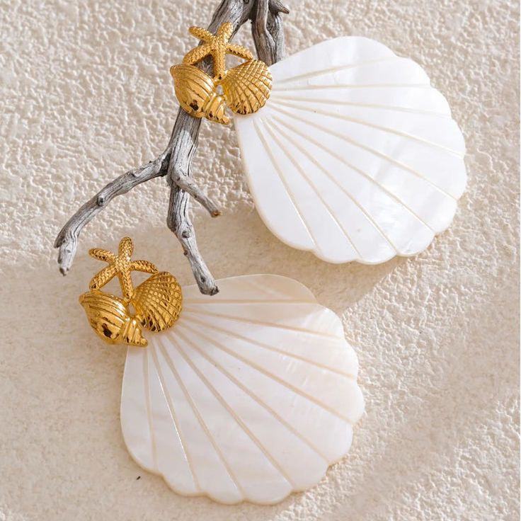 Boucles d'oreilles couleur nacre coquillage et étoile de mer