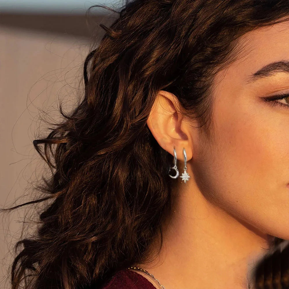 Creolen-Ohrringe Stern und Mond mit Zirkonia in Silber