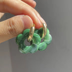 Creolen-Ohrringe mit Blumen aus Harz