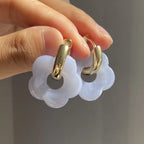 Creolen-Ohrringe mit Blumen aus Harz