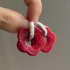 Creolen-Ohrringe mit Blumen aus Harz