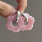 Creolen-Ohrringe mit Blumen aus Harz