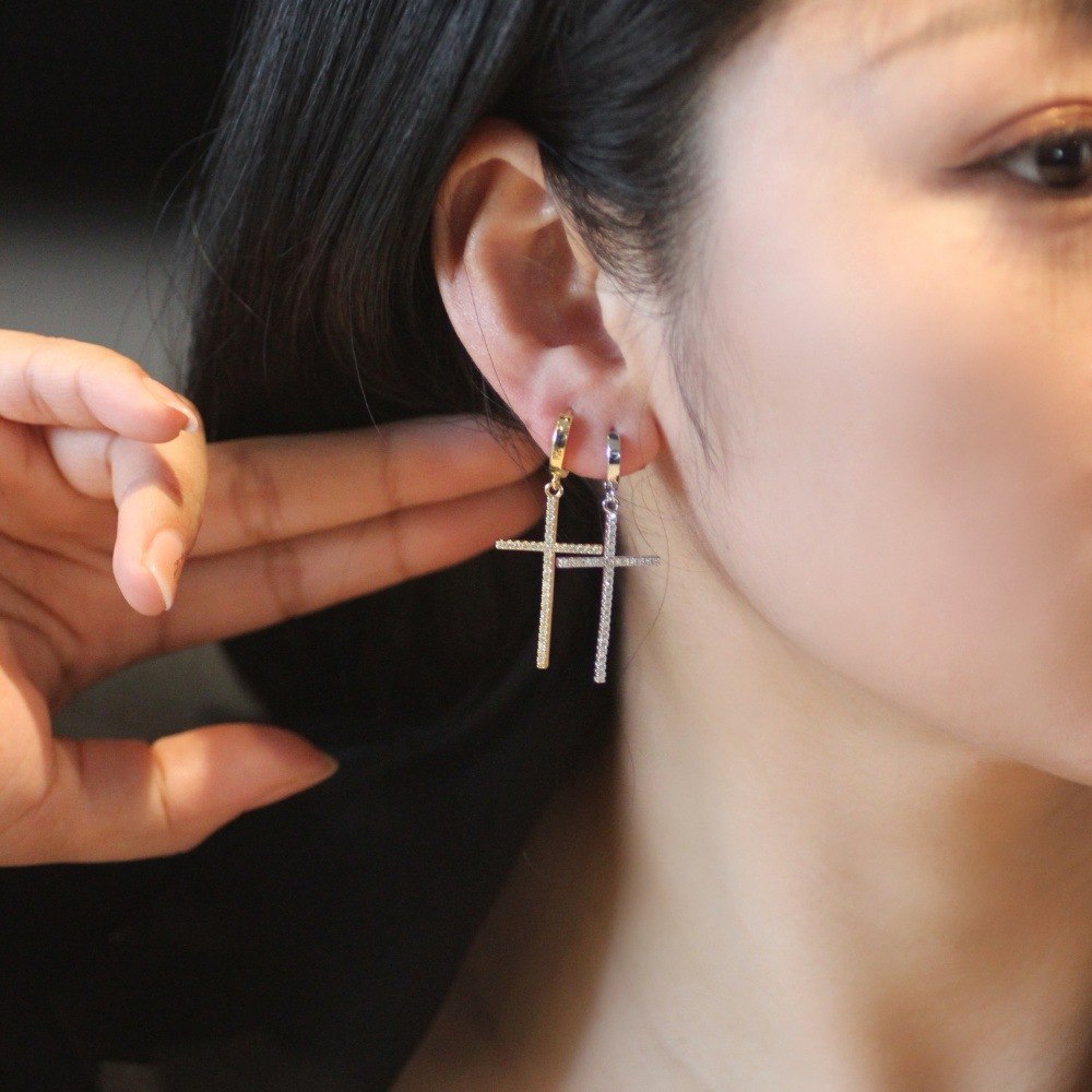 Kreolen-Ohrringe Kreuz Zirkon 