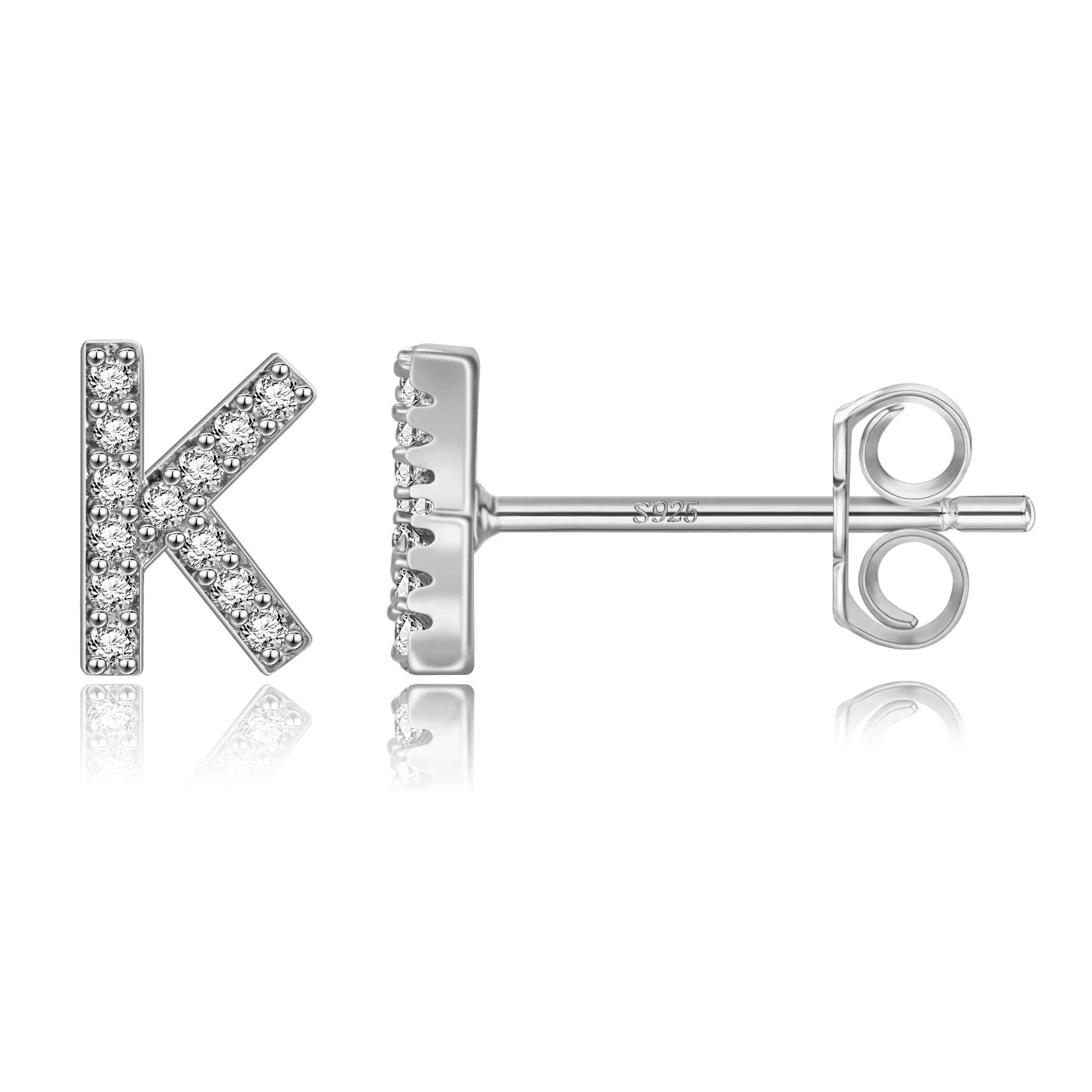 Initialen-Ohrringe aus Silber k