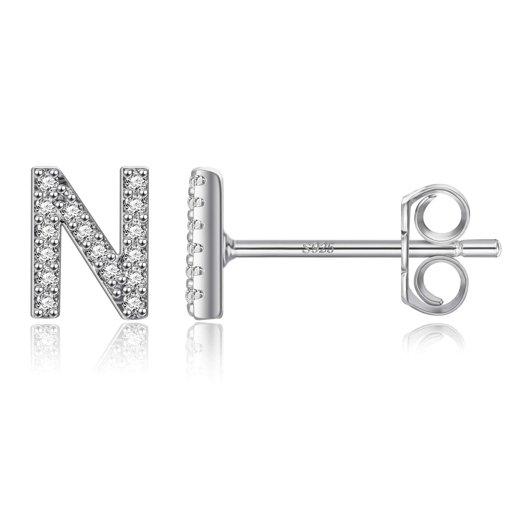Initialen-Ohrringe aus Silber n
