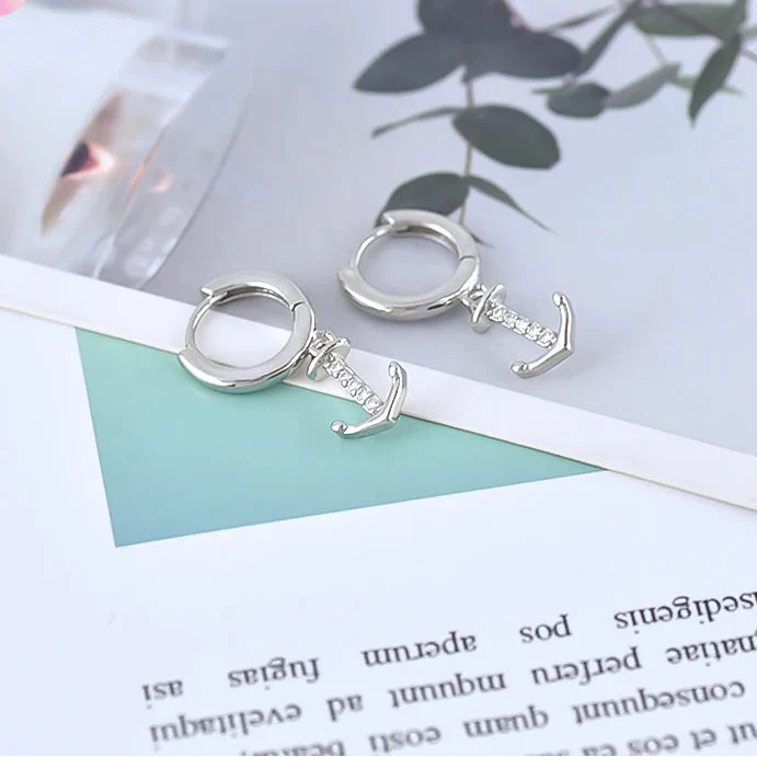 Hängende Anker-Ohrringe aus Silber