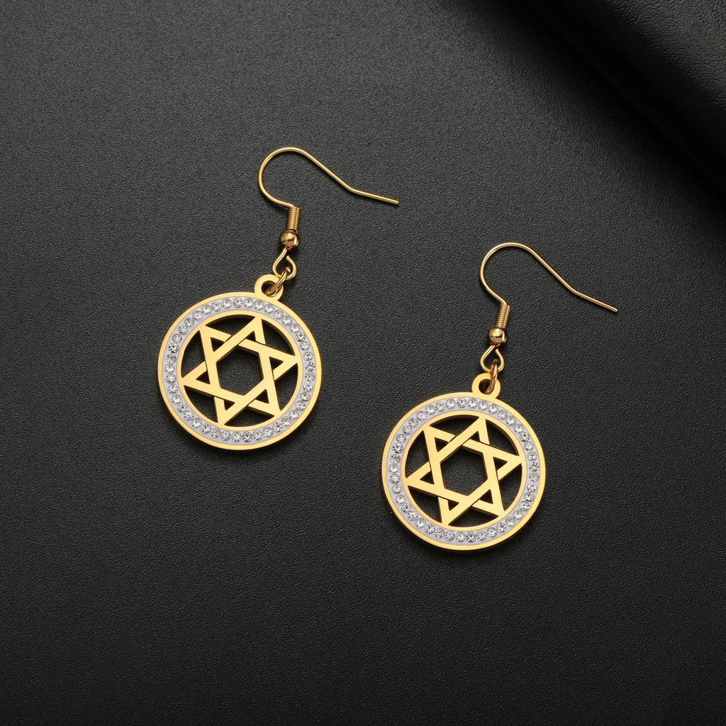 Hängende Ohrringe mit dem <span data-glossary-id="star_of_david">Davidstern</span> und symbolischen jüdischen Strass in Gold
