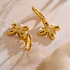 Hängende Ohrringe mit Kreuz und Perlen