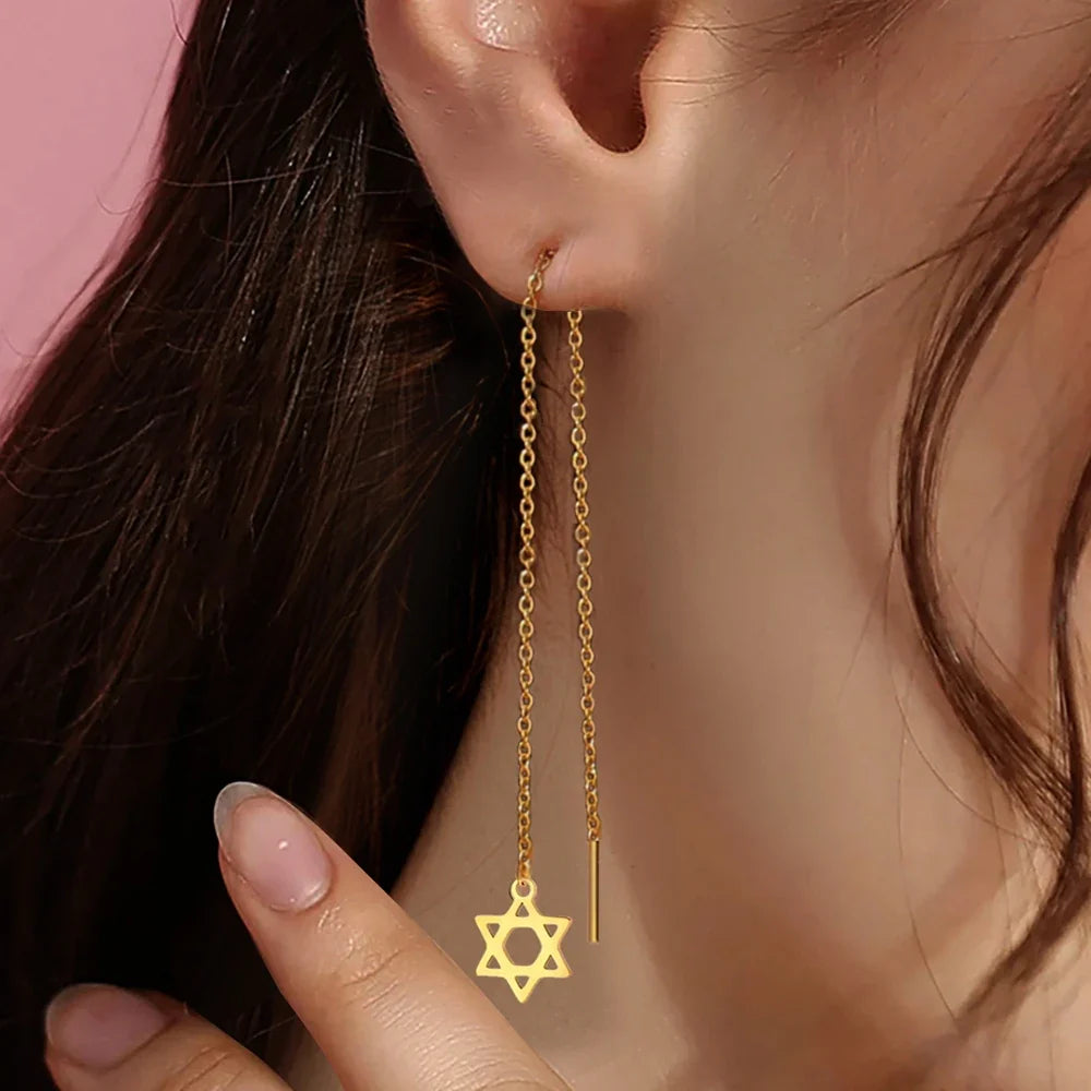 Lange hängende Ohrringe mit dem <span data-glossary-id="StarOfDavid">Davidstern</span> jüdisches Symbol Gold