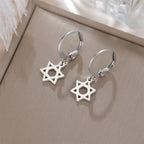 Hängende Ohrringe für Damen mit dem symbolischen jüdischen Davidstern in Silber