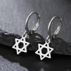 Hängende Ohrringe für Damen mit dem symbolischen jüdischen Davidstern in Silber