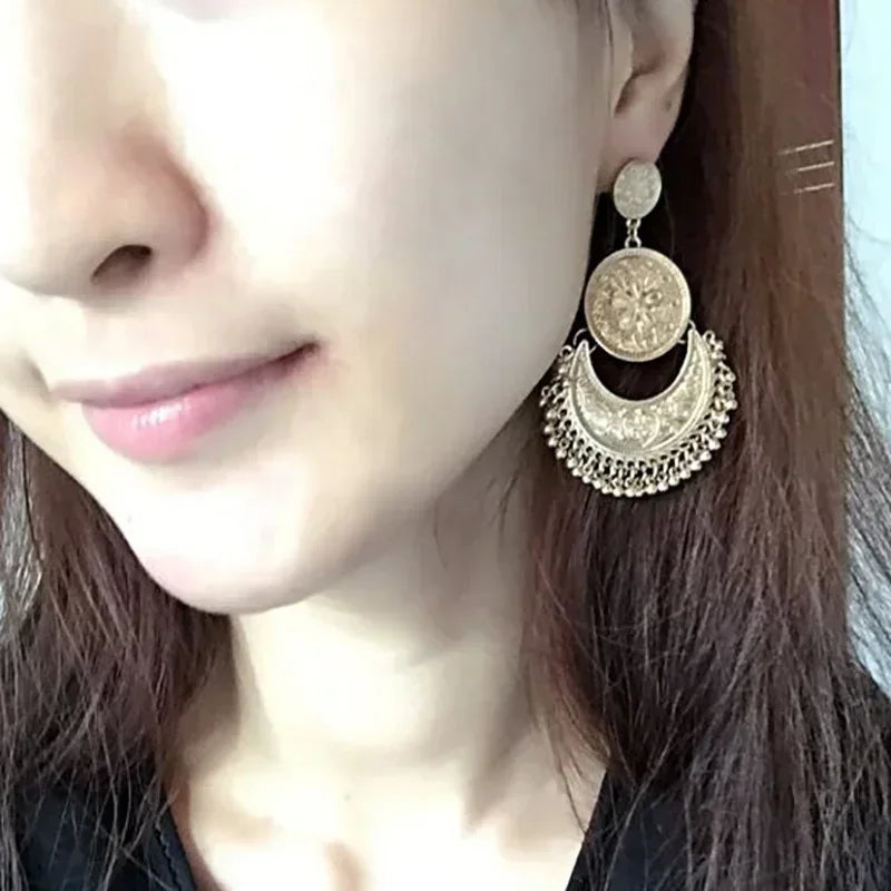 Hängende Ohrringe im Bohème-Barock-Stil Silber