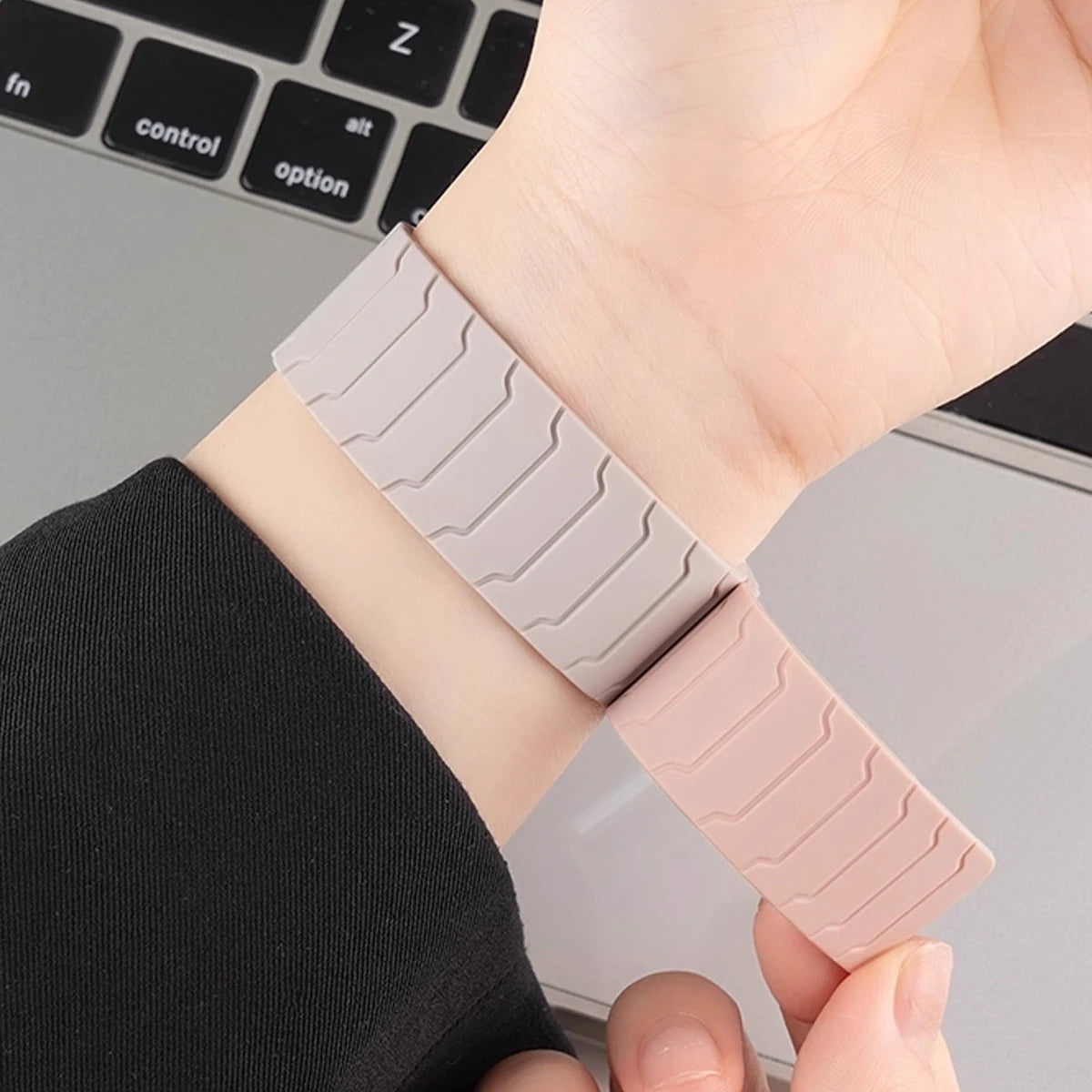 Magnetarmband für Fitbit Versa 3, Versa 4, Sense 1 und Sense 2 Uhr rosa