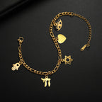 Verstellbares Armband mit jüdischen Schutzanhängern aus Gold