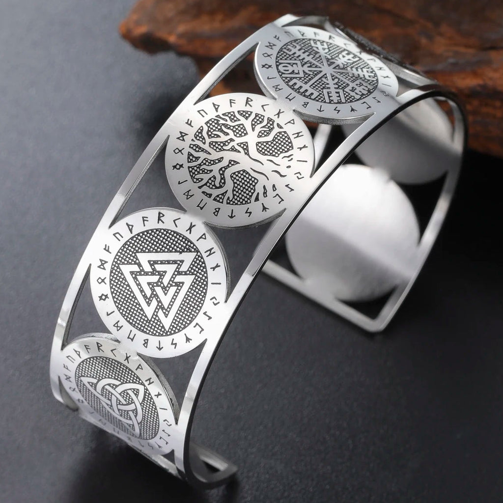 Lebensbaum-Armband im nordischen Stil mit silbernen Runen verziert