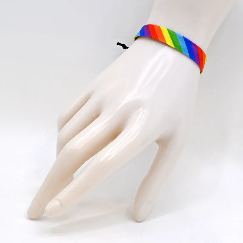 Verstellbares Regenbogen-Armband 