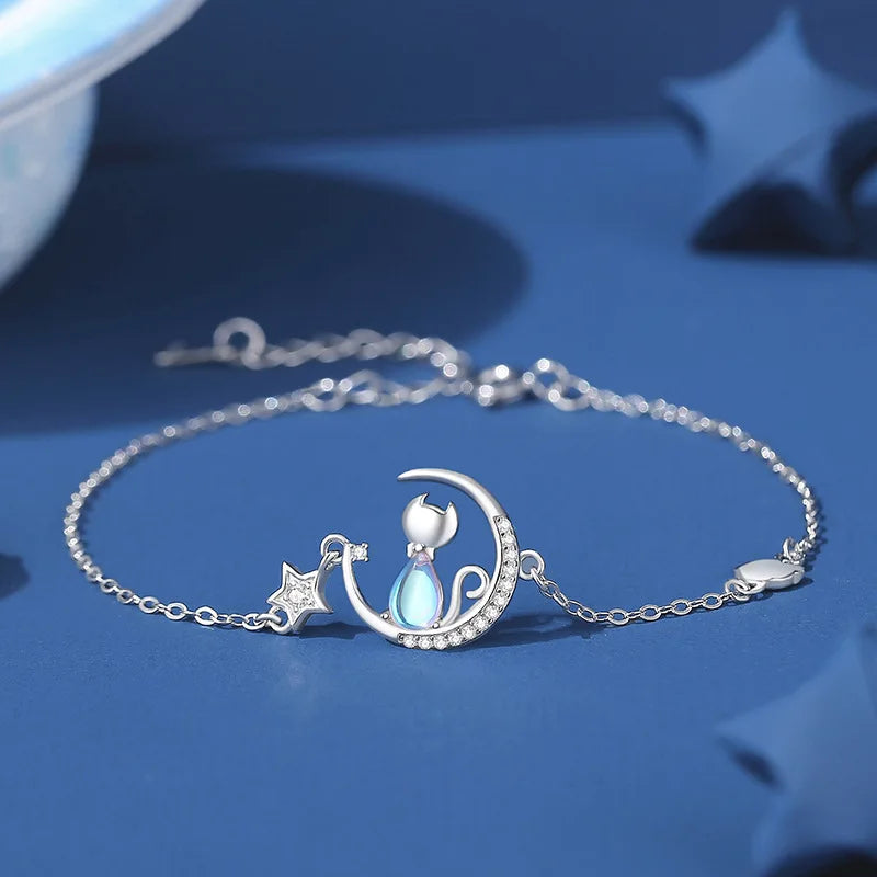 Armband mit Mondstein-Katzenmotiv und Zirkon