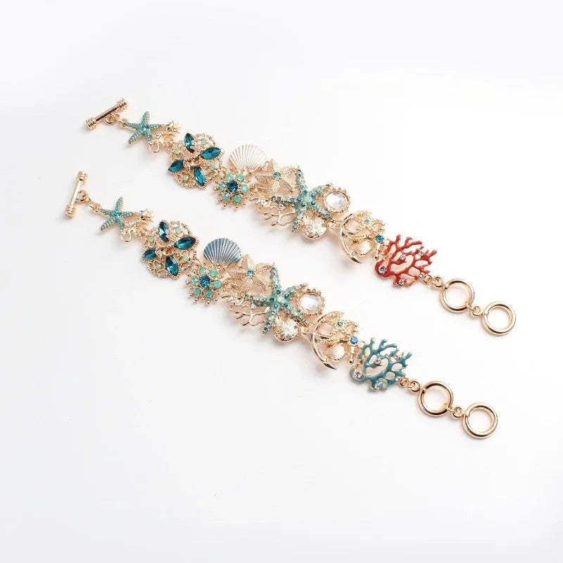 Armband mit Muscheln in roter Farbe
