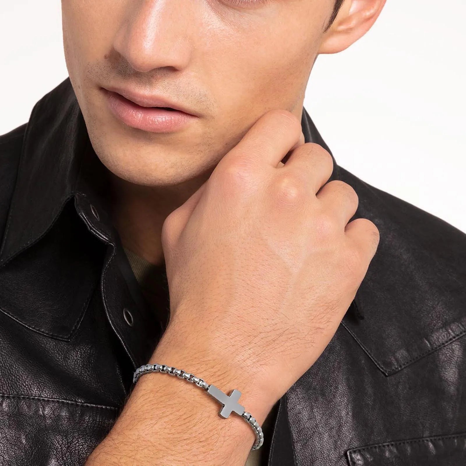 Armband mit horizontalem Kreuz