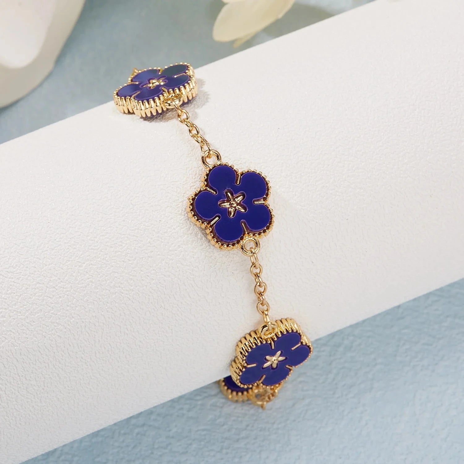 Armband mit Blumen für Damen blau