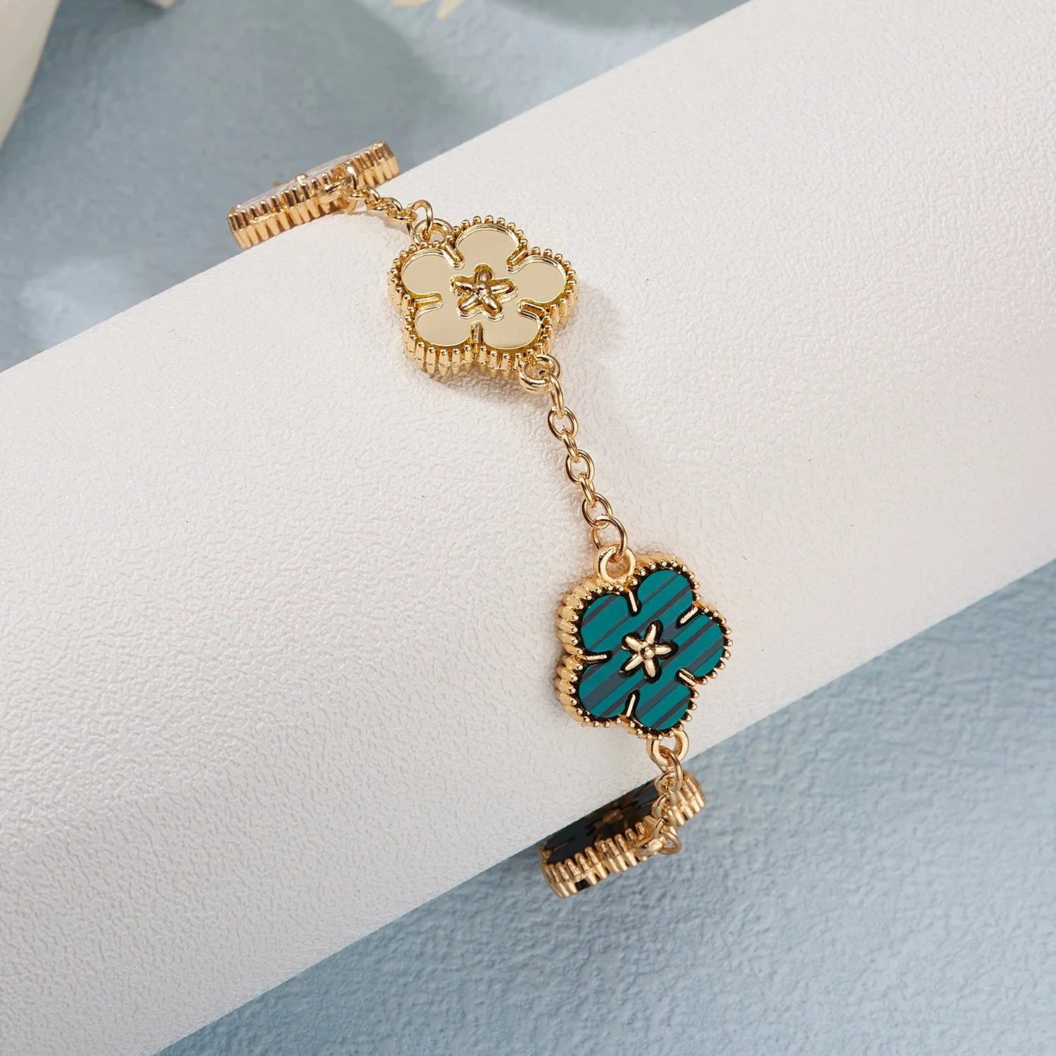 Armband mit Blumen für Damen mehrfarbig