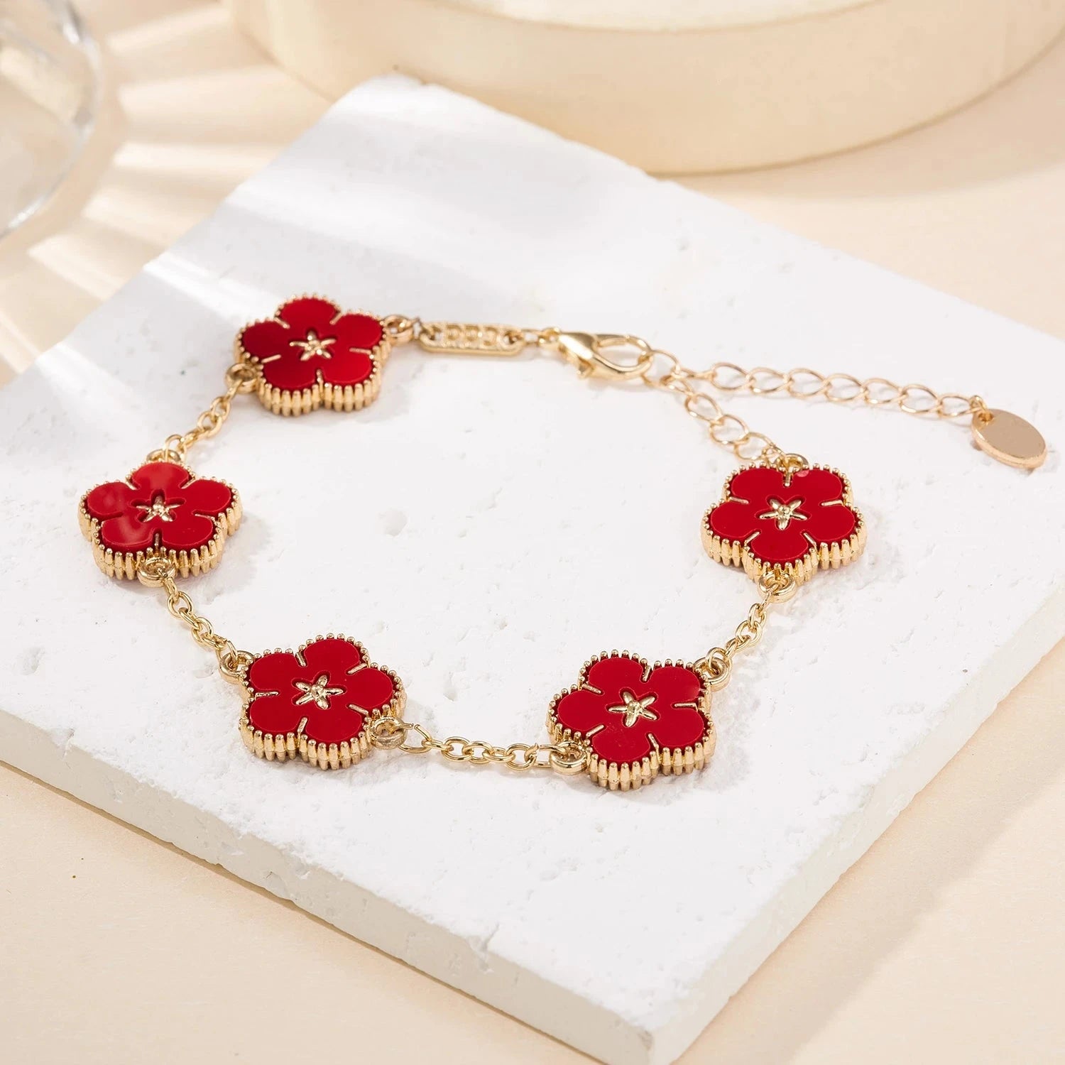 Armband mit Blumen für Damen rot