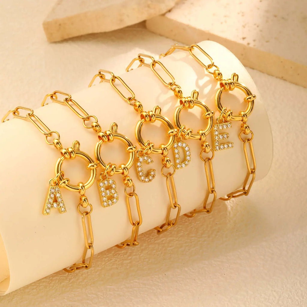 Personalisertes Armband mit Initiale