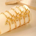 Personalisertes Armband mit Initiale