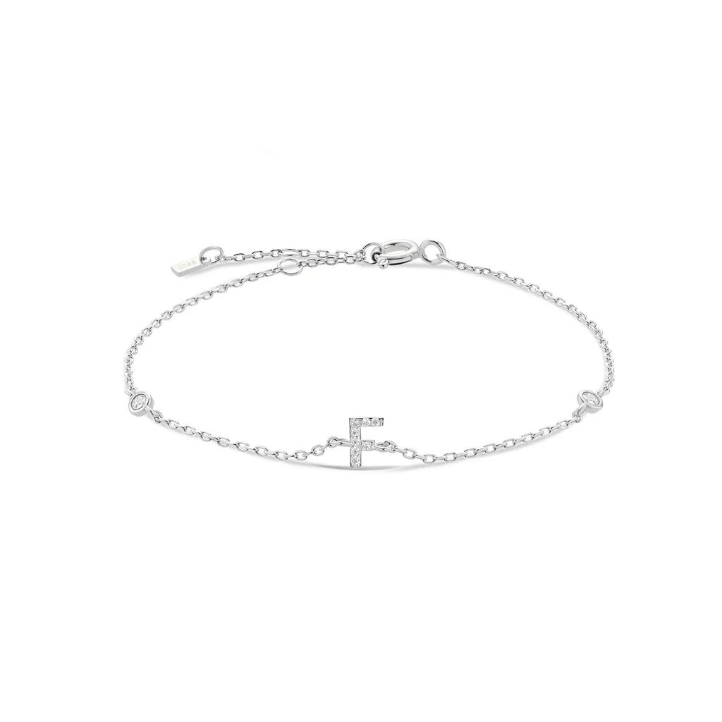 Armband mit Initiale aus silbernen Strasssteinen f