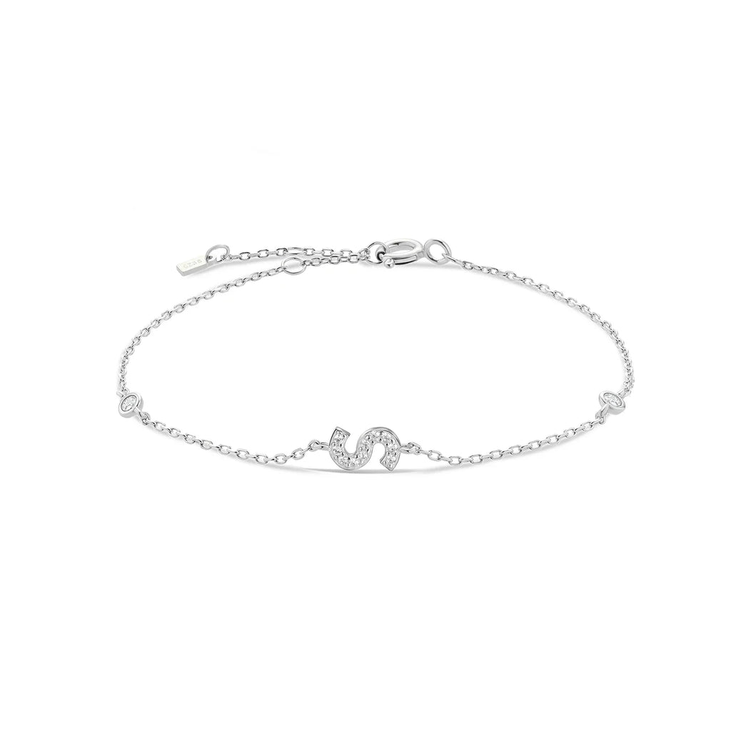 Armband mit Initiale aus silbernen Strasssteinen s