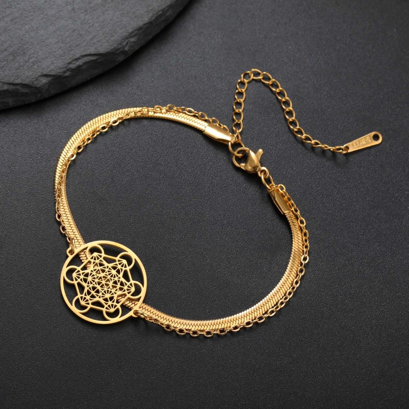 Armband mit Metatron-Würfel-Anhänger gold